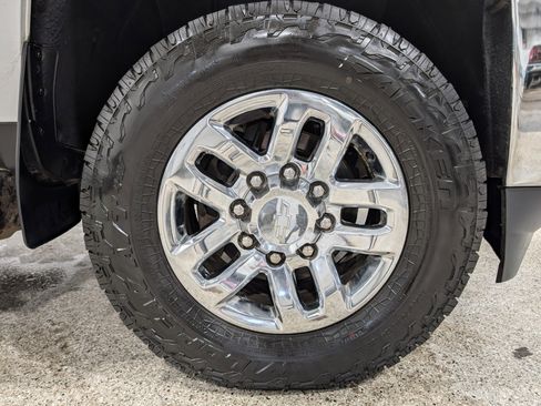 Used 2018 Chevrolet Silverado 3500 LTZ w/ Duramax Plus Package image 14