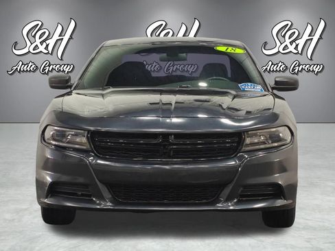 Used 2018 Dodge Charger SXT RWD image 11