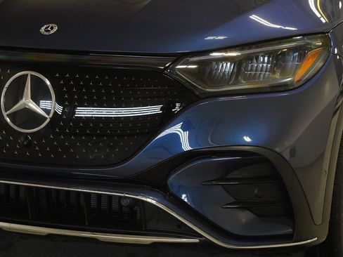 Used 2023 Mercedes-Benz EQE 500 4MATIC SUV image 7