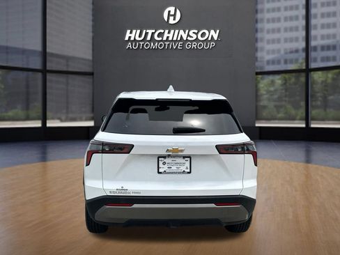 Used 2025 Chevrolet Equinox LT AWD/4WD image 6