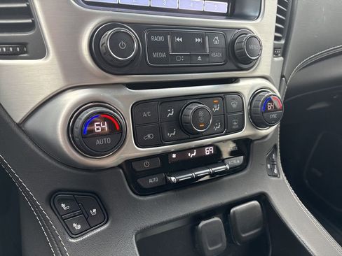 Used 2019 GMC Yukon SLT w/ Graphite Performance Edition image 21