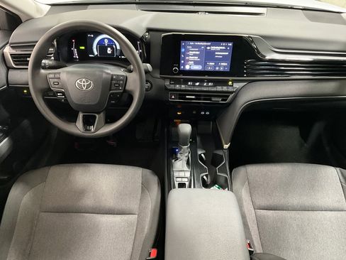 Used 2026 Toyota Camry LE FWD image 15