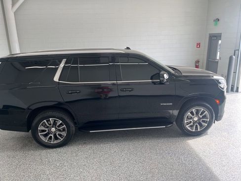 Used 2023 Chevrolet Tahoe LT w/ Luxury Package image 7