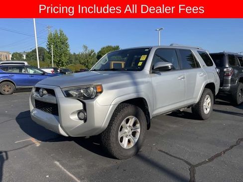 Used 2014 Toyota 4Runner SR5 AWD/4WD image 1