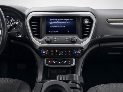 Used 2020 GMC Acadia SLE w/ Driver Convenience Package FWD image 14