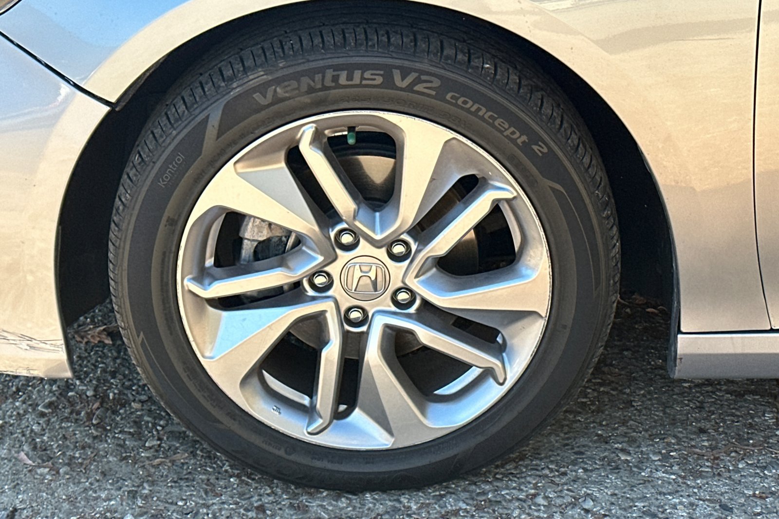 Used 2019 Honda Accord LX image 7