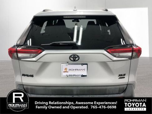 Used 2020 Toyota RAV4 XLE Premium AWD/4WD image 6