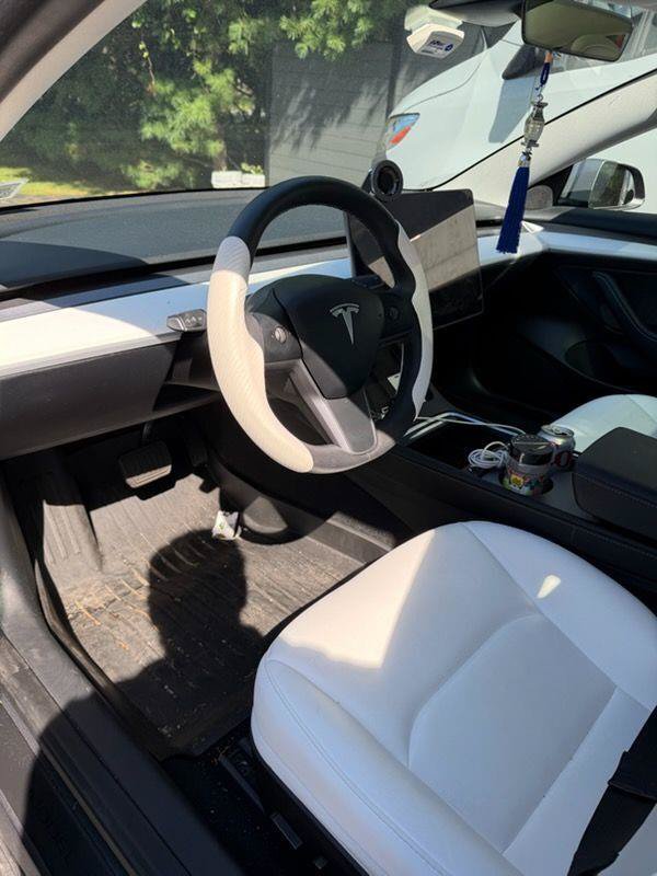 Used 2023 Tesla Model 3 Standard Range RWD image 3