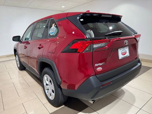 Certified 2025 Toyota RAV4 LE AWD/4WD image 3