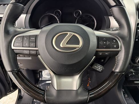 Certified 2023 Lexus GX 460 Premium w/ Accessory Package AWD/4WD image 18