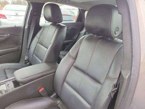 Used 2018 Chevrolet Impala LT w/ Sunroof and Spoiler Package image 18