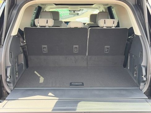 New 2026 Ford Expedition Active AWD/4WD image 8