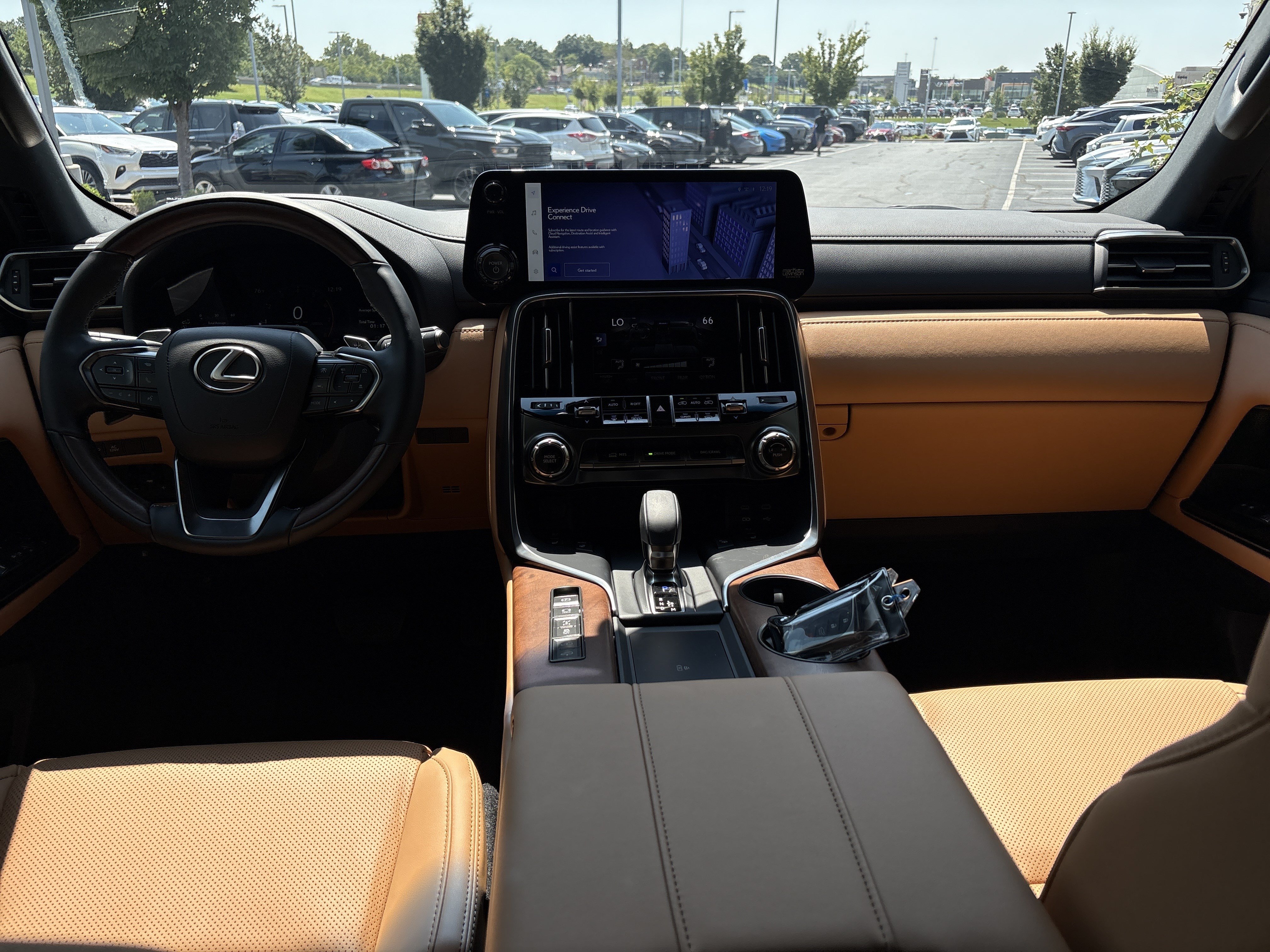 Used 2026 Lexus LX 700h Luxury w/ Appearance Package AWD/4WD image 31