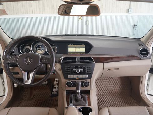 Used 2012 Mercedes-Benz C 300 4MATIC Sedan image 16