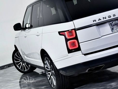 Used 2019 Land Rover Range Rover AWD/4WD image 13