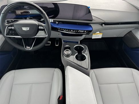 New 2025 Cadillac Optiq Sport 1 image 16