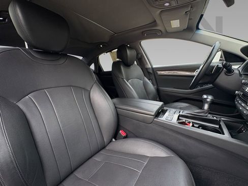 Used 2018 Genesis G80 3.8 w/ Option Group 02 image 11