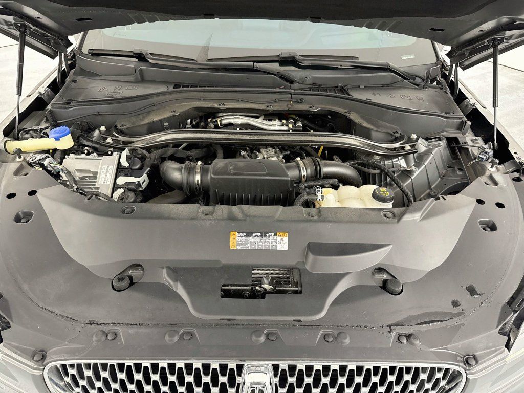 Used 2022 Lincoln Aviator Reserve w/ Equipment Group 201A RWD image 32