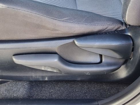 Used 2014 Toyota RAV4 LE image 16