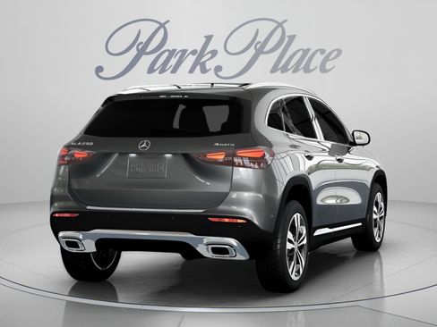 New 2026 Mercedes-Benz GLA 250 4MATIC image 19