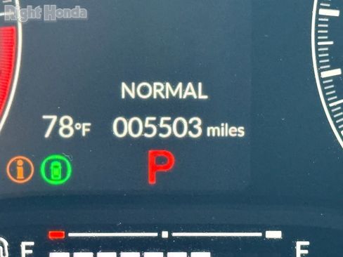 Certified 2025 Honda Civic Sport image 18