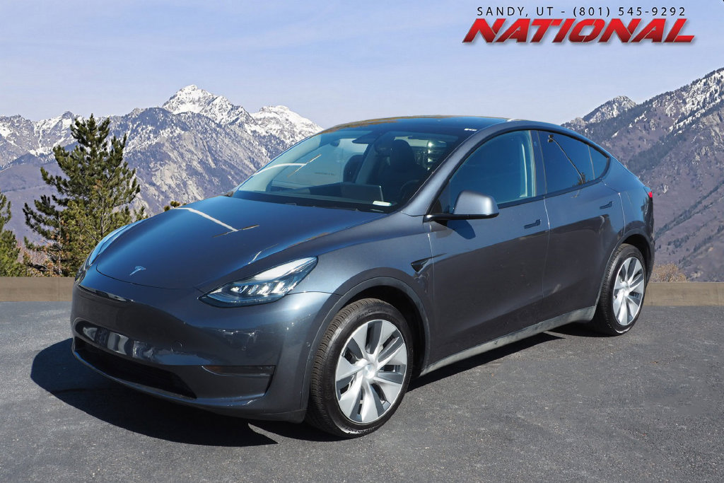 Used 2021 Tesla Model Y Long Range AWD/4WD image 1