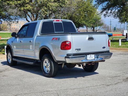 Used 2002 Ford F150 XLT AWD/4WD image 4
