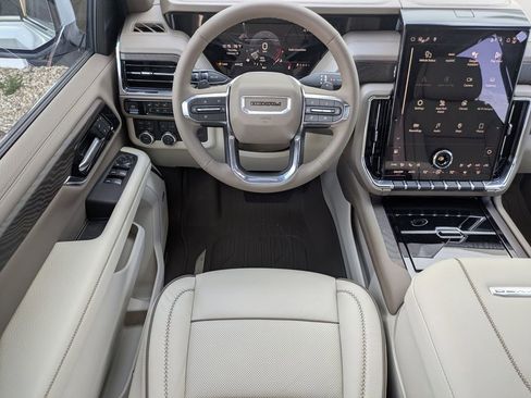 New 2026 GMC Yukon XL Denali w/ Sun & Power Step Package AWD/4WD image 12