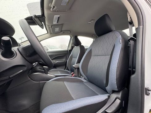 Certified 2025 Nissan Versa SV w/ Trunk Package FWD image 14