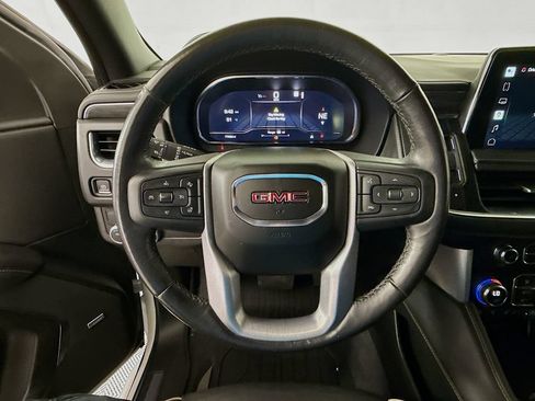 Used 2022 GMC Yukon SLT w/ SLT Luxury Package RWD image 11