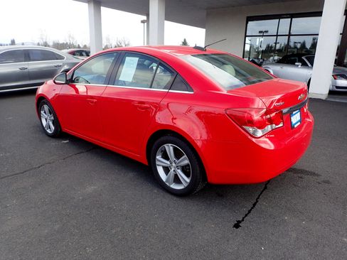Used 2015 Chevrolet Cruze LT image 3