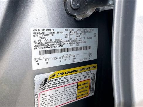 Used 2023 Ford Expedition Limited AWD/4WD image 35