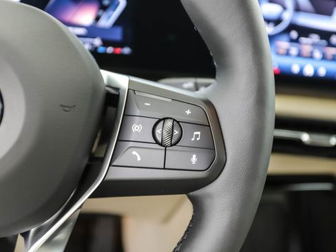 Used 2025 BMW X1 xDrive28i w/ Convenience Package image 14