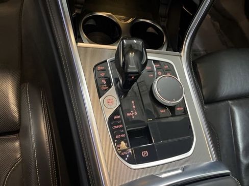 Used 2022 BMW 840i Coupe image 16