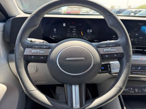 Used 2024 Hyundai Kona Limited AWD/4WD image 9