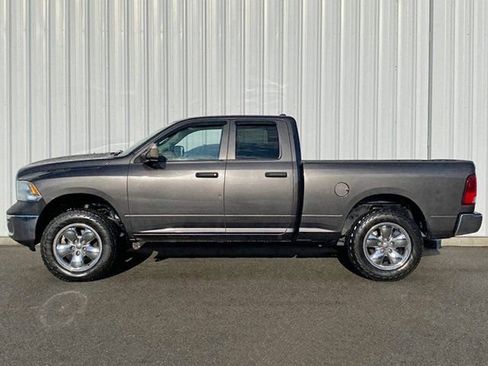 Used 2018 RAM 1500 ST w/ SXT Appearance Group image 7