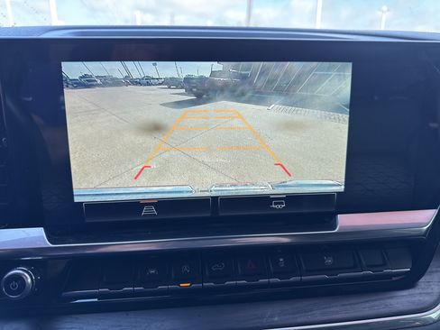 Used 2023 GMC Sierra 1500 SLT RWD image 15