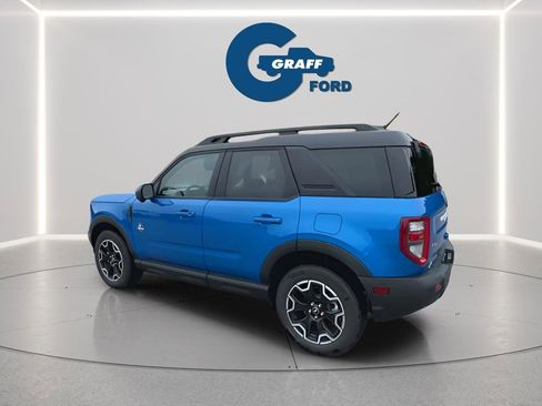 New 2025 Ford Bronco Sport Outer Banks w/ Outer Banks Tech Package+ AWD/4WD image 3