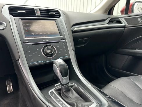 Used 2014 Ford Fusion Titanium FWD image 18