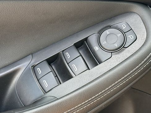 Used 2025 Buick Encore GX Preferred image 27