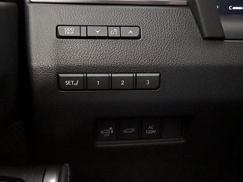 Used 2025 Lexus GX 550 w/ Accessory Package (2T) image 29