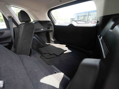 Used 2023 Honda CR-V LX image 23