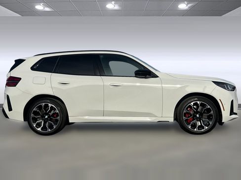 Used 2025 BMW X3 M50 w/ Premium Package image 7
