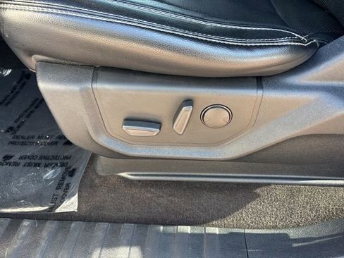 Used 2019 Ford F150 Lariat AWD/4WD image 6