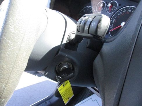 Used 2012 Ford Transit Connect XL FWD image 28