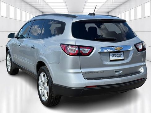 Used 2017 Chevrolet Traverse LT w/ Style and Technology Package AWD/4WD image 7