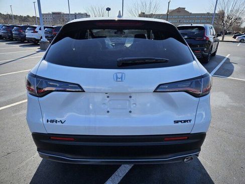 New 2026 Honda HR-V Sport image 6