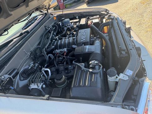 Used 2007 Toyota Sequoia SR5 image 32