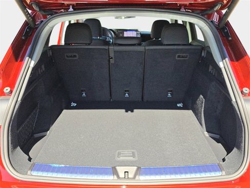 New 2025 Audi Q5 Premium image 12