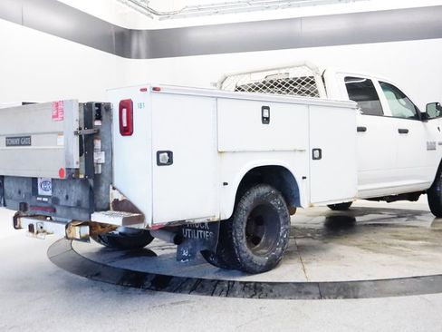 Used 2018 RAM 3500 Tradesman w/ Chrome Appearance Group image 6